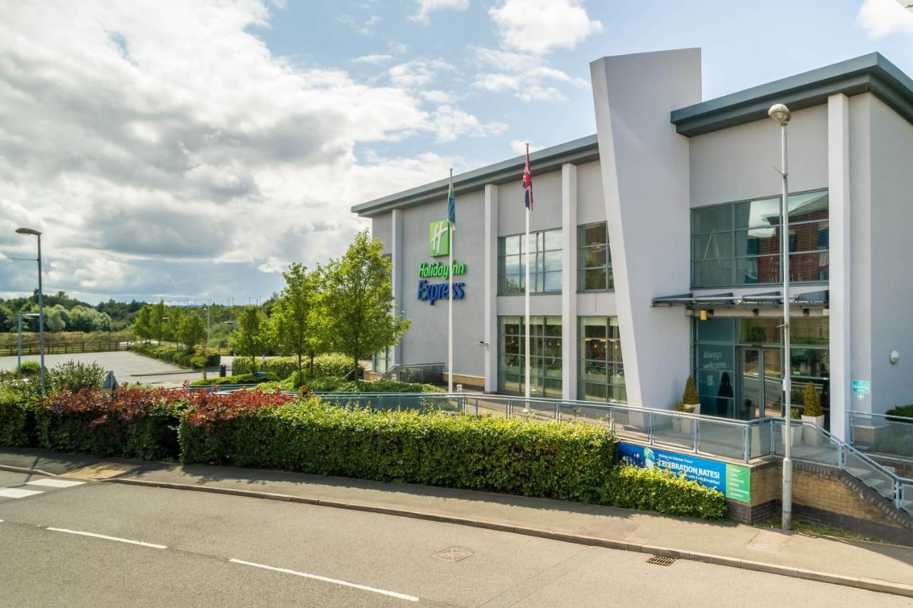 Holiday Inn Express Walsall M6, J10 By Ihg Экстерьер фото