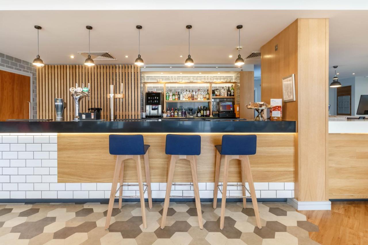 Holiday Inn Express Walsall M6, J10 By Ihg Экстерьер фото